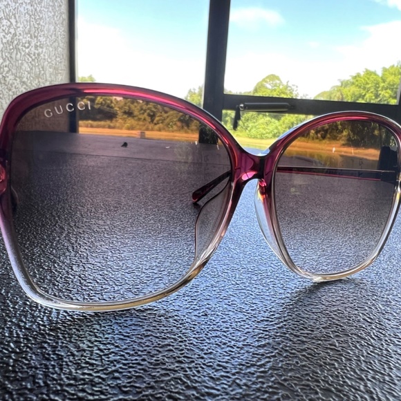 Gucci women’s sunglasses